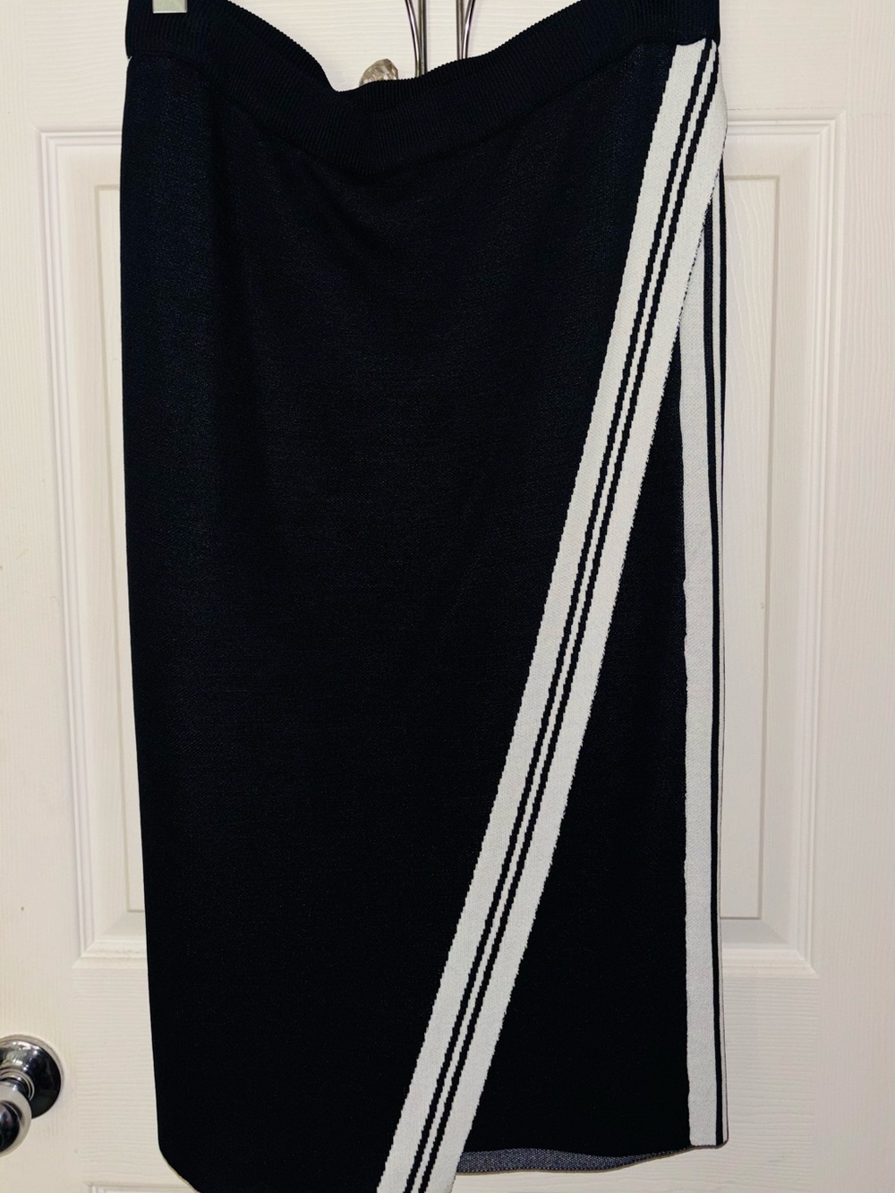 NY&Co. Gabrielle Union Collection Black & White Knit Pencil Skirt